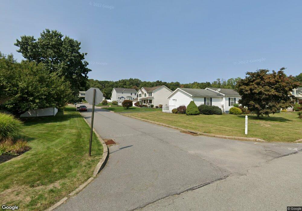 22 Park Edge Ln, Scranton, PA 18504 - photo 1