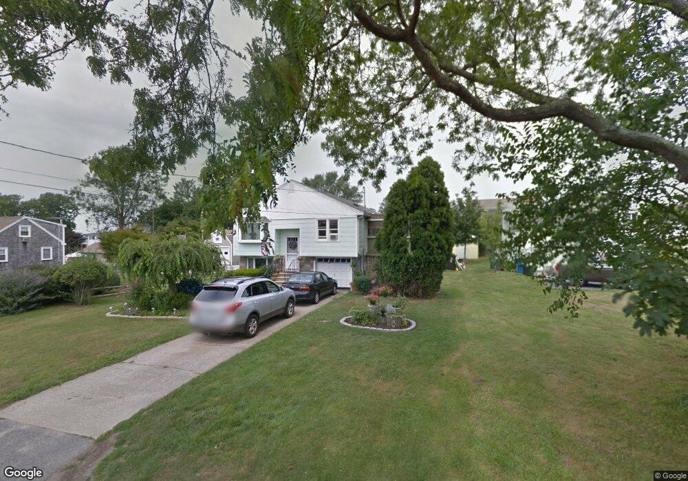 160 Newport Ave, Middletown, RI 02842 - photo 1