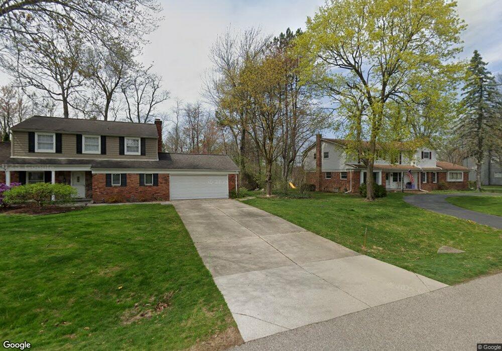 2408 Park Ridge Dr, Bloomfield Hills, MI 48304 - photo 1