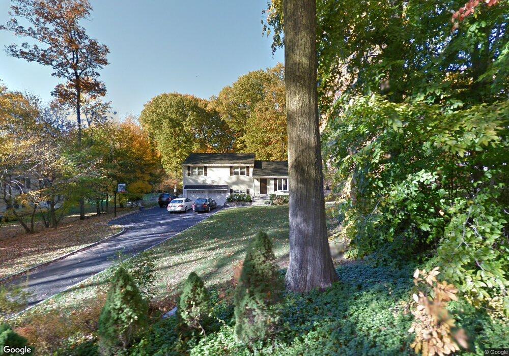 7 Highland Rd, Westport, CT 06880 - photo 1