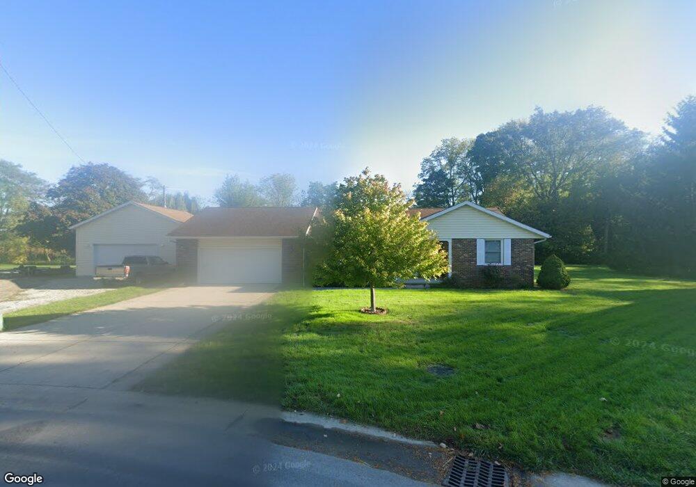 838 Park Dr, Wapakoneta, OH 45895 - photo 1