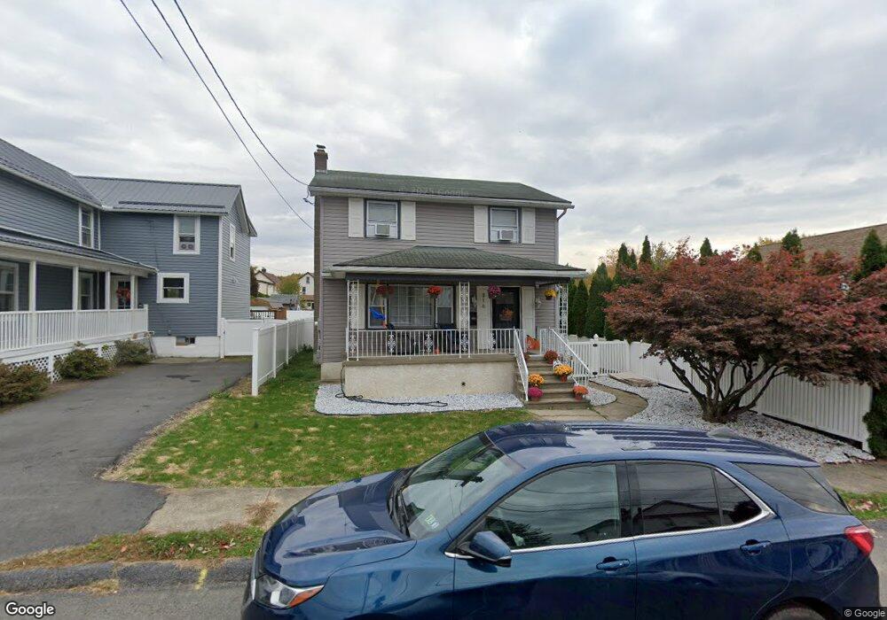 816 E Scott St, Olyphant, PA 18447 - photo 1