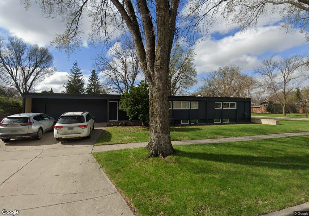 1700 9th St S, Fargo, ND 58103 - photo 1