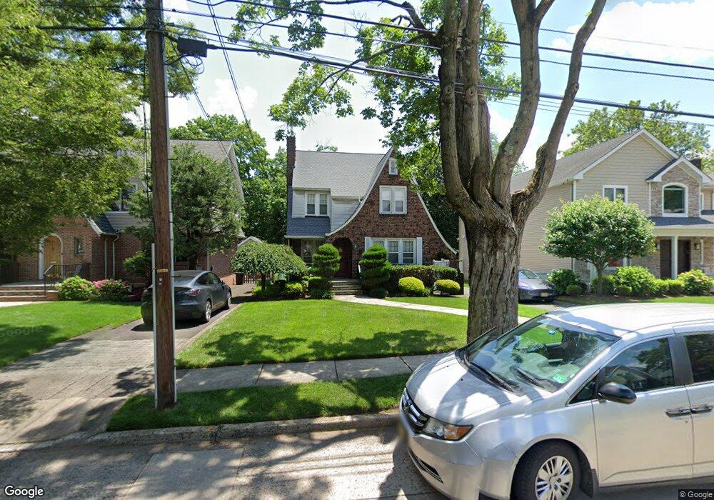 1299 Dickerson Rd, Teaneck, NJ 07666 - photo 1