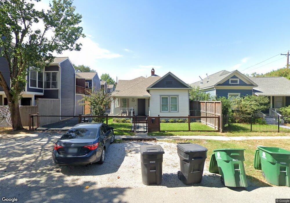 743 Arlington St, Houston, TX 77007 - photo 1