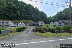 16 Lennox Ln, Procious, WV 25164