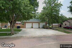 290 N Chestnut Ave, Parker, SD 57053