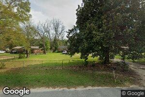 1304 Clover Ln, Albany, GA 31705