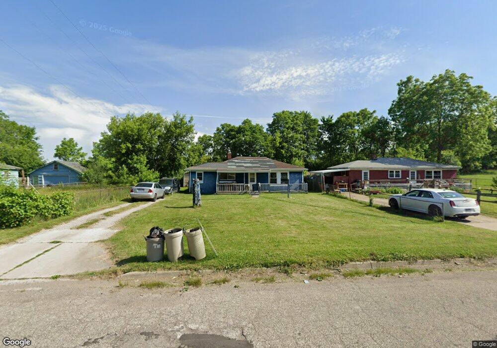 1190 W Princeton Ave, Flint, MI 48505 - photo 1