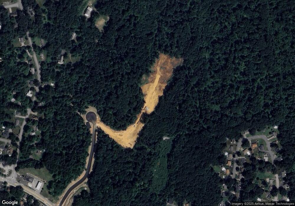 71 Pinrock Dr, Sturbridge, MA 01566 - photo 1