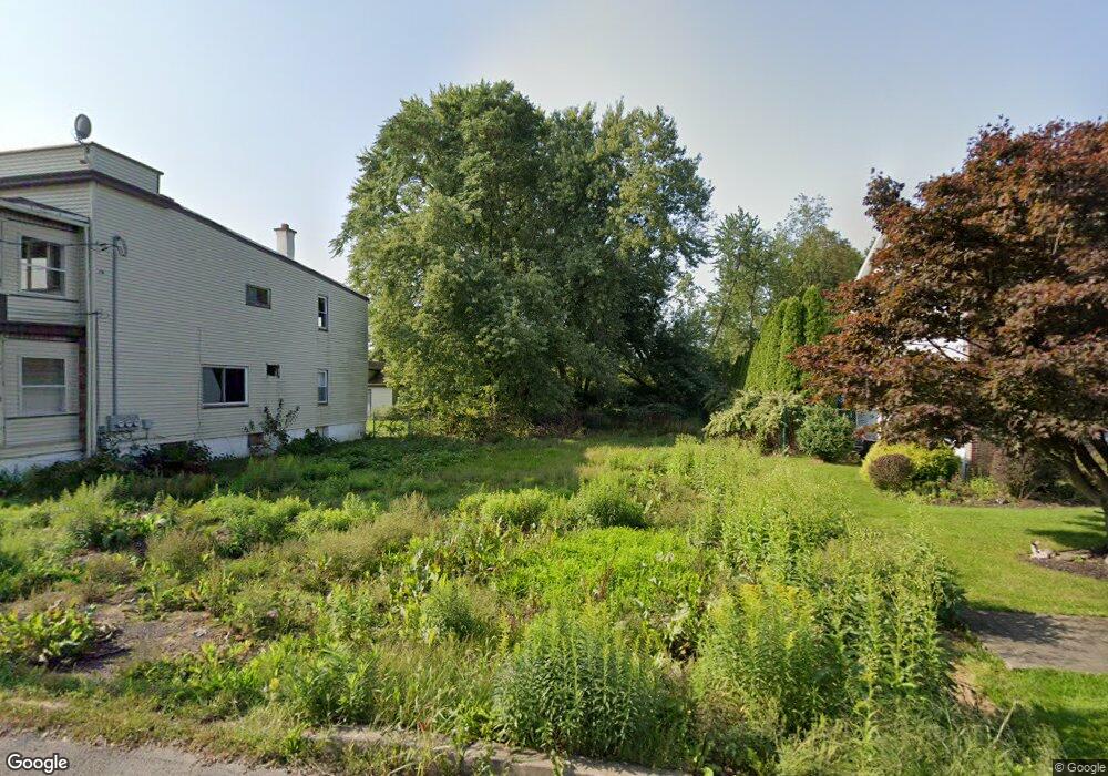 1517 W Locust St, Scranton, PA 18504 - photo 1