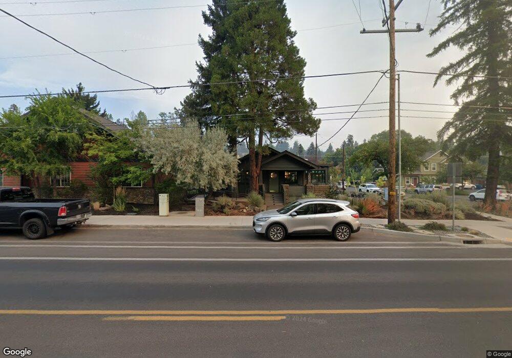 1004 NW Newport Ave, Bend, OR 97703 - photo 1