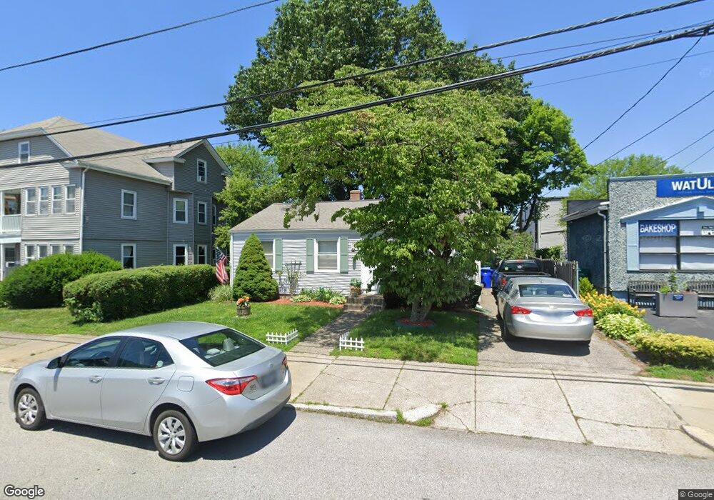 192 Hillside Ave, Pawtucket, RI 02860 - photo 1