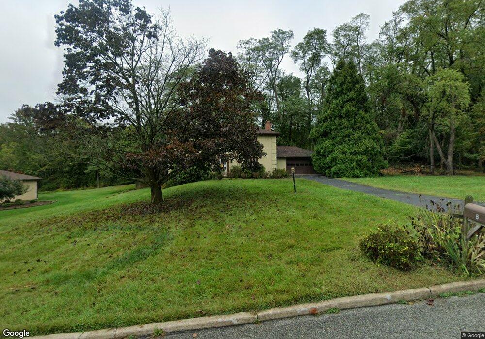 5 Brookmawr Rd, Newtown Square, PA 19073 - photo 1