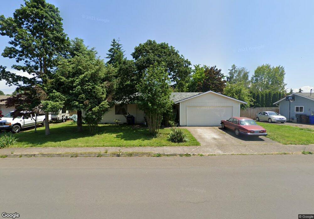 207 N Cole Ave, Molalla, OR 97038 - photo 1