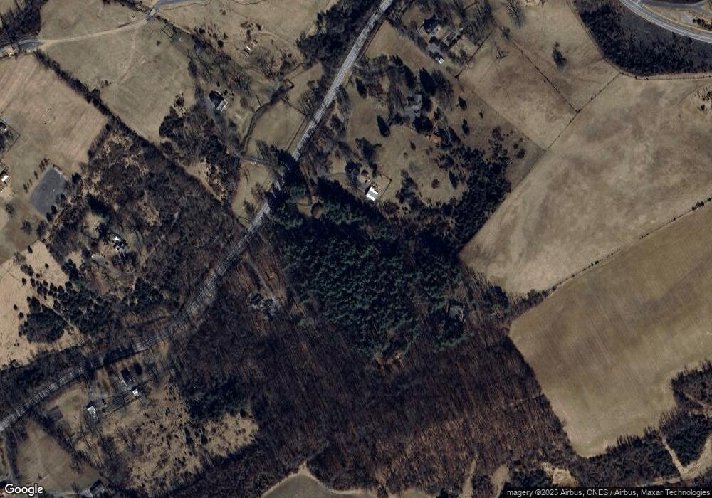 34 Deer Run Ln, Staunton, VA 24401 - photo 1