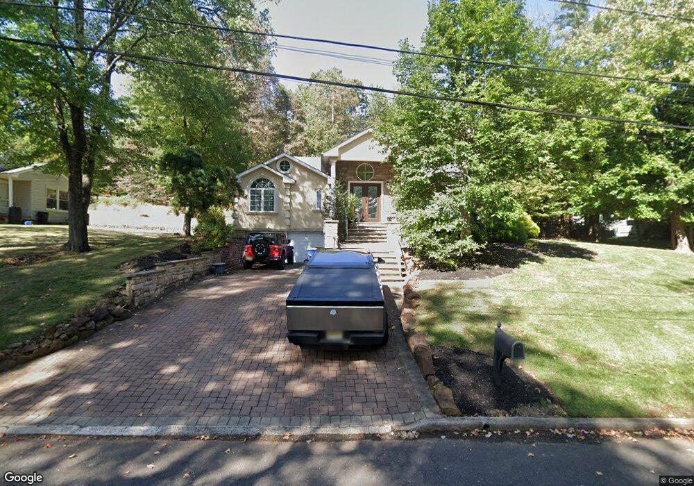 44 Blue Ridge Ave, Green Brook, NJ 08812 - photo 1