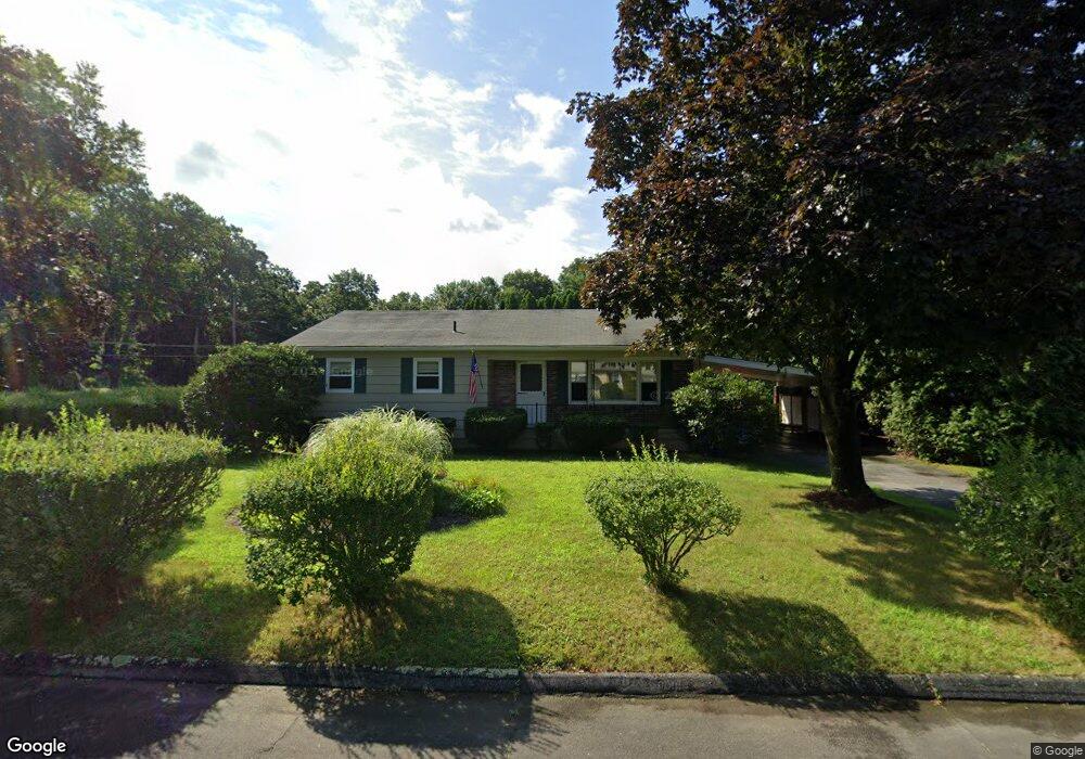 2 Wagonwheel Rd, East Lyme, CT 06333 - photo 1