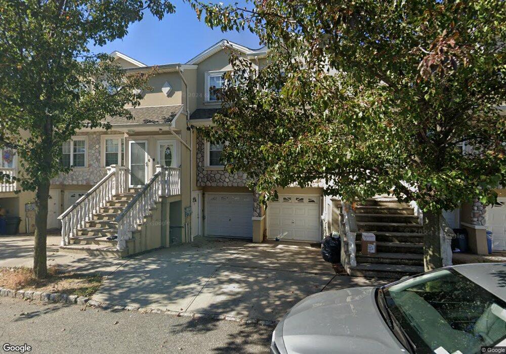 141 Dartmouth Loop unit 1&2, Out of Area Town, NY 10305 - photo 1