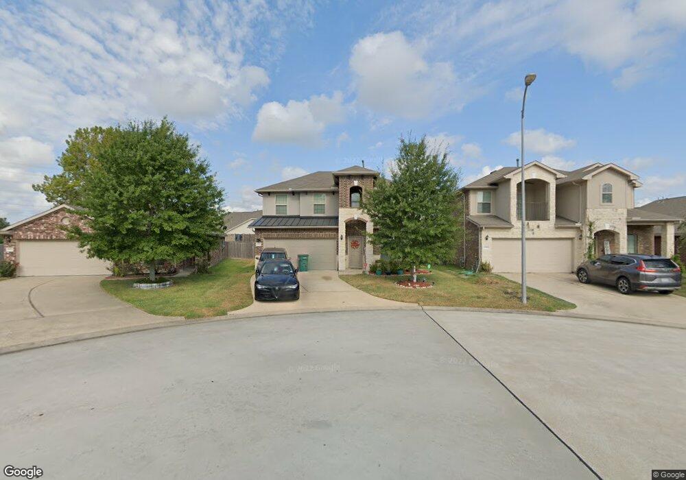 10907 Whistlers Cottage Ct, Houston, TX 77088 - photo 1