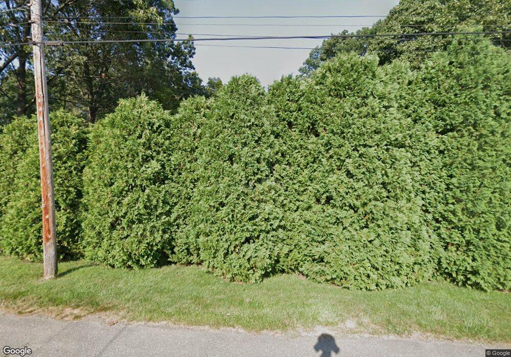 293 Moore St, Chicopee, MA 01013 - photo 1