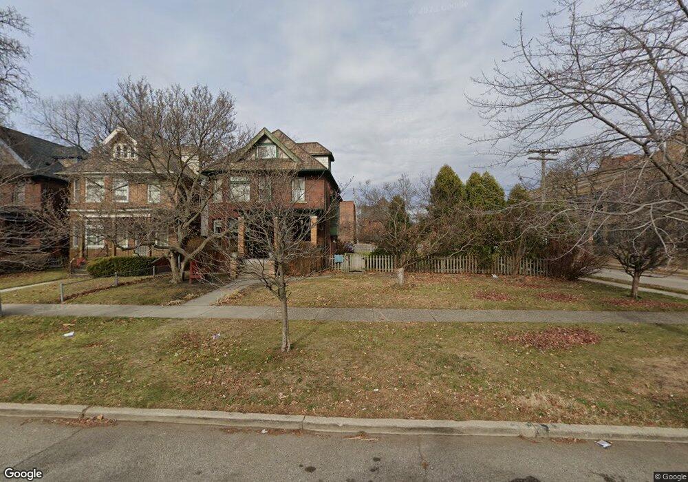 579 E Kirby St, Detroit, MI 48202 - photo 1