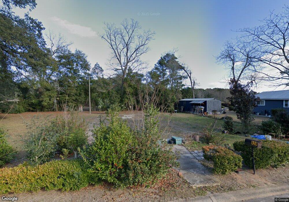 929 Bruton St, Bainbridge, GA 39819 - photo 1