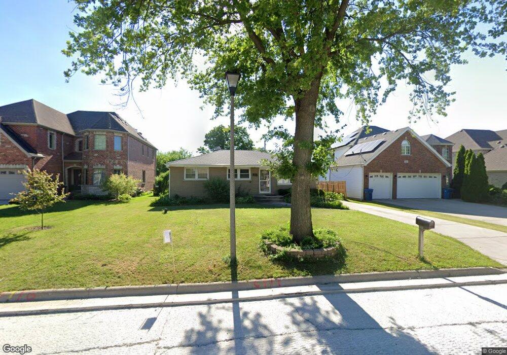 536 N Willow Rd, Elmhurst, IL 60126 - photo 1