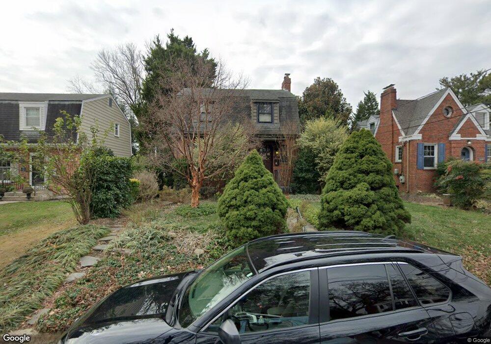 9406 Biltmore Dr, Silver Spring, MD 20901 - photo 1