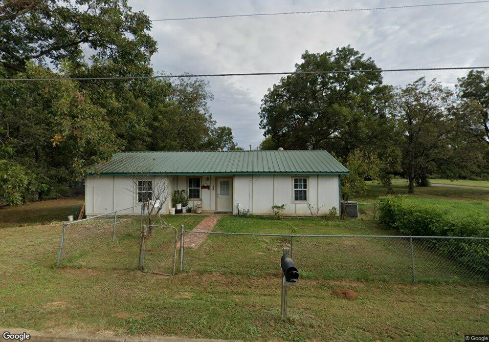 422 E Mulberry St, Durant, OK 74701 - photo 1