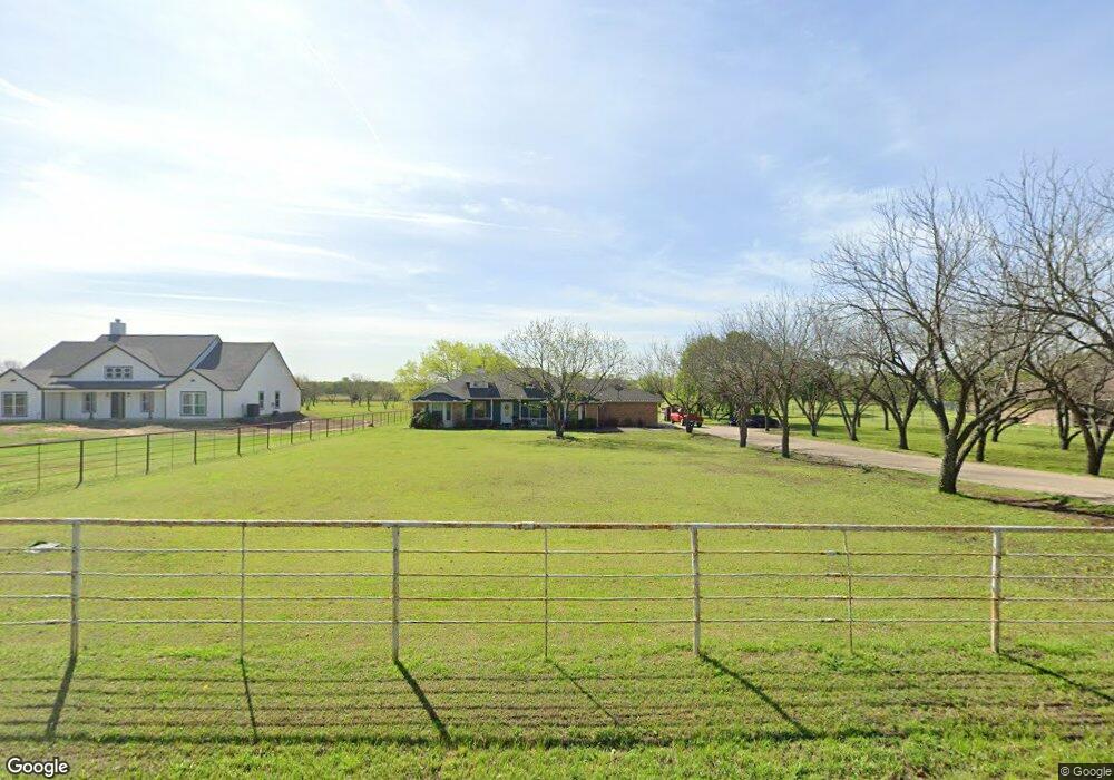 814 Log Cabin Rd, Ennis, TX 75119 - photo 1