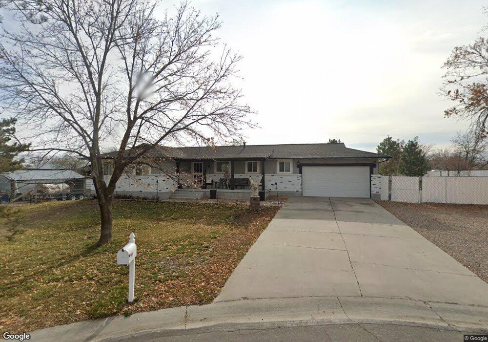 3511 W Mountain View Cir, Riverton, UT 84065 - photo 1