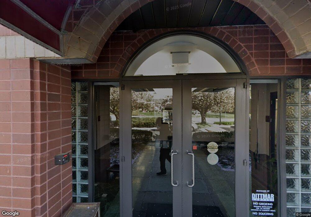 8221 Old Courthouse Rd, Vienna, VA 22182 - photo 1