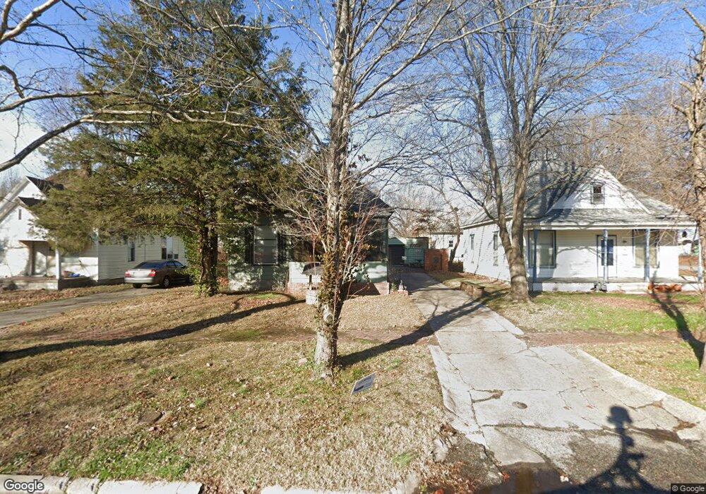 2405 Stevens Ave, Parsons, KS 67357 - photo 1