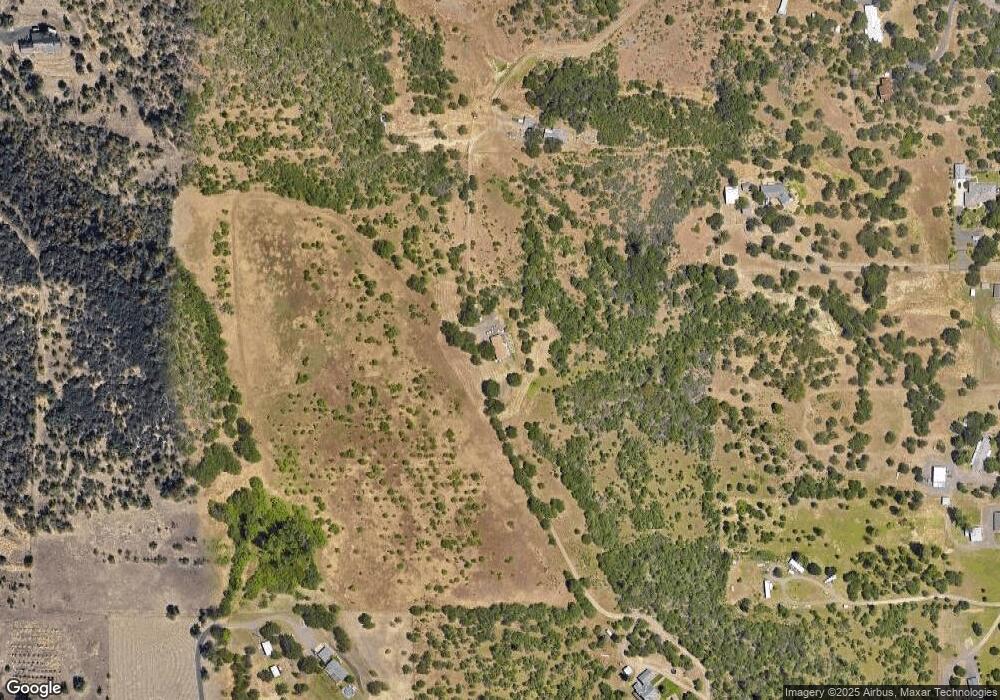 910 Linn Rd, Eagle Point, OR 97524 - photo 1