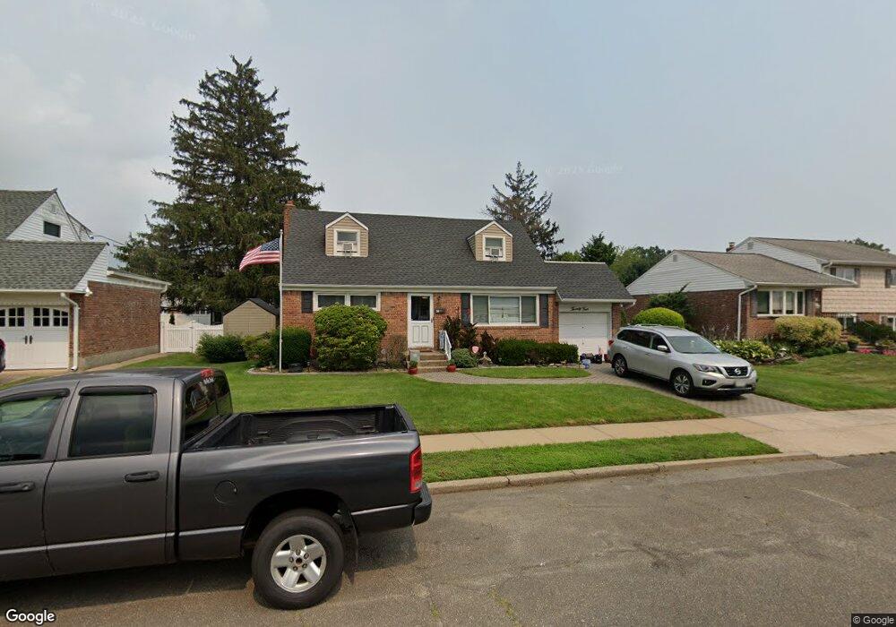24 Clark St, Plainview, NY 11803 - photo 1