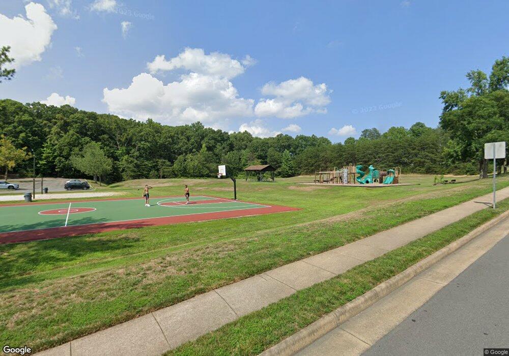 4100 Exeter Dr, Dumfries, VA 22025 - photo 1