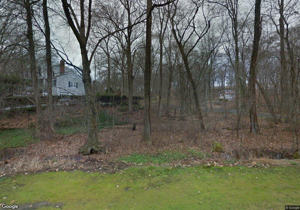 24 Ferncliff Rd, Cos Cob, CT 06807 - photo 1