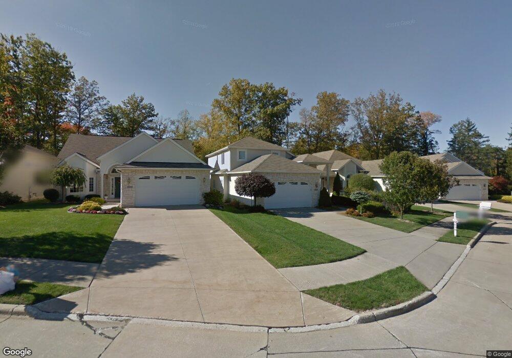 9638 Scottsdale Dr, Broadview Heights, OH 44147 - photo 1