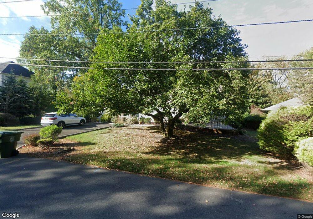 4 Harding Ave, Edison, NJ 08820 - photo 1