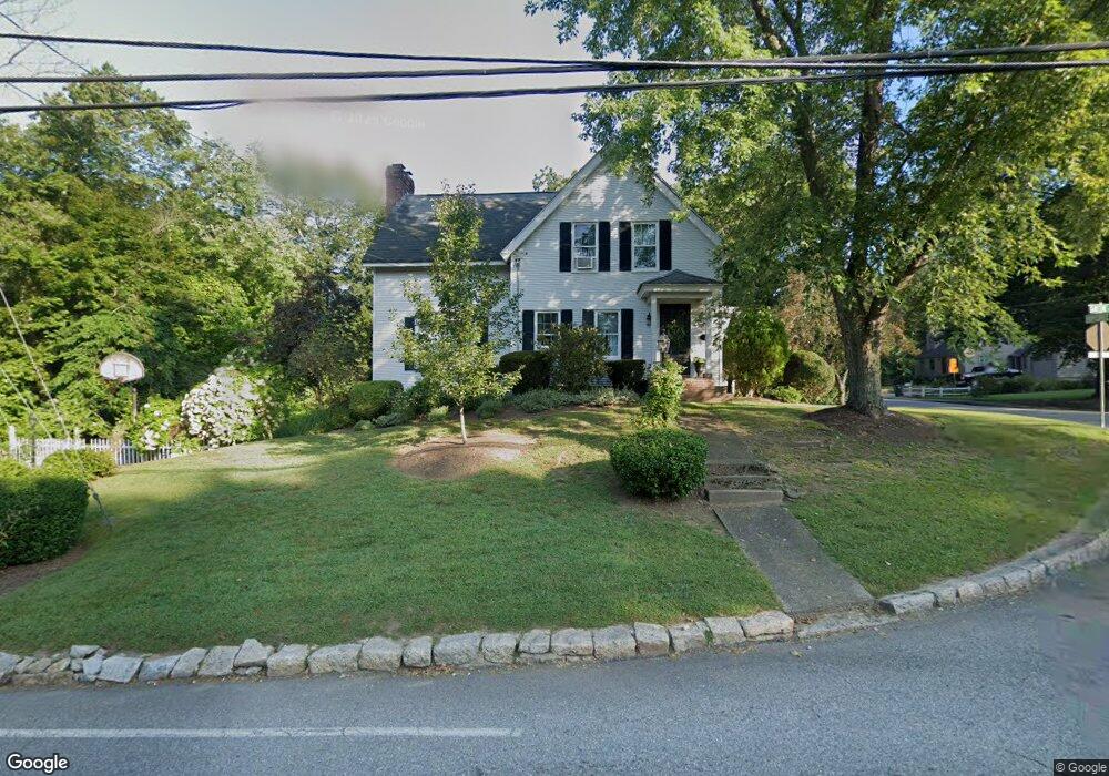 111 Green St, Hopedale, MA 01747 - photo 1