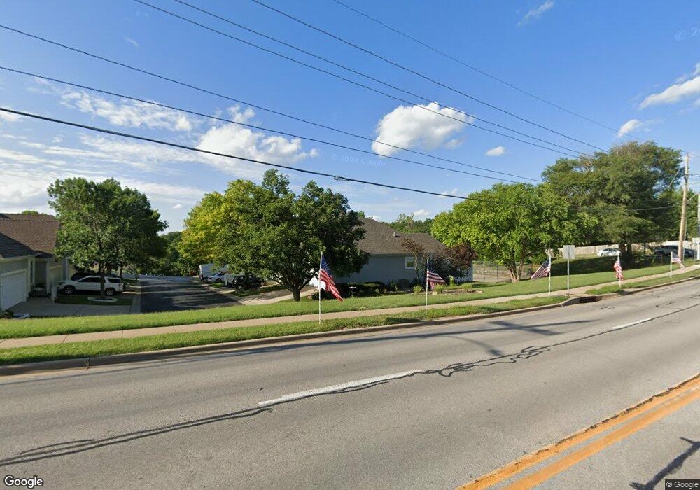 5861 Summit St, Shawnee, KS 66216 - photo 1