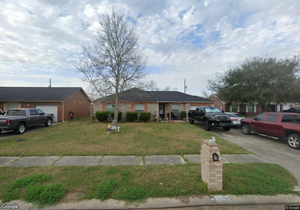 1221 Ben Dr, Alvin, TX 77511 - photo 1