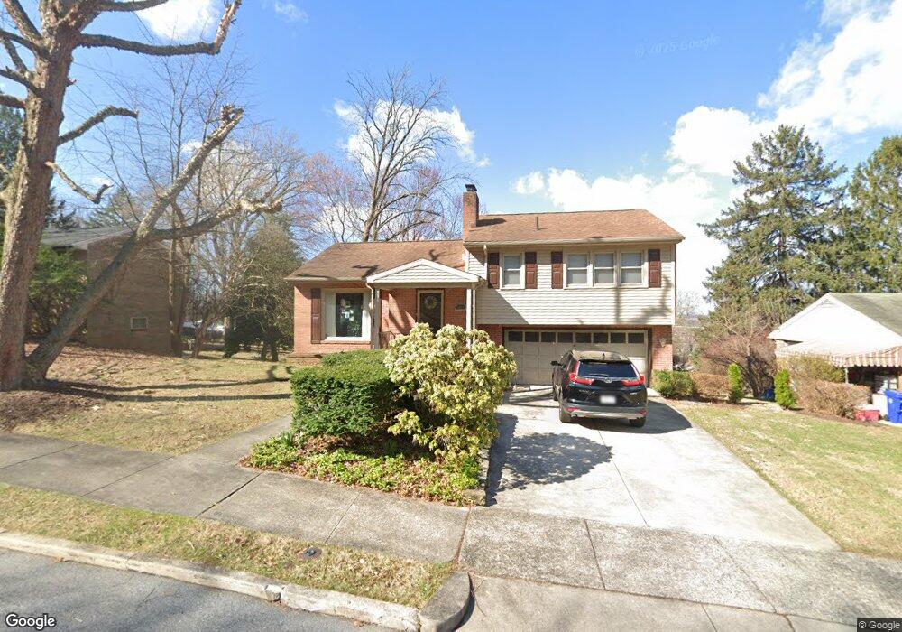 1210 Lorraine Rd, Reading, PA 19604 - photo 1