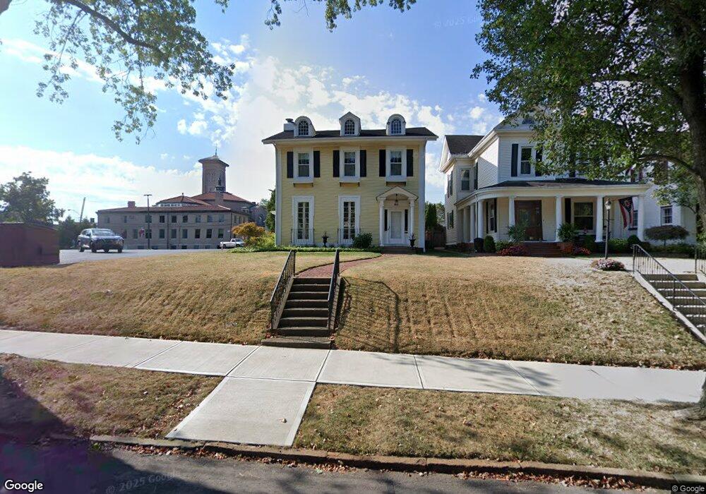 148 E Mulberry St, Lancaster, OH 43130 - photo 1