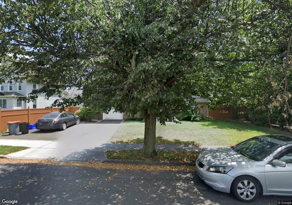 930 Thomas Ave, Baldwin, NY 11510 - photo 1