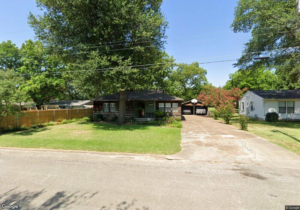 2003 N Main St, Bonham, TX 75418 - photo 1
