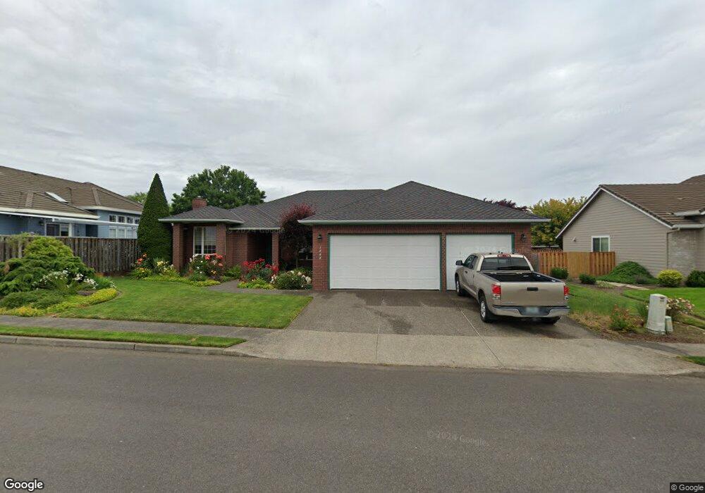 1844 NE 20th Ave, Canby, OR 97013 - photo 1