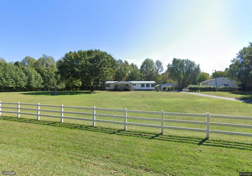 914 River Hill Rd, Statesville, NC 28625 - photo 1