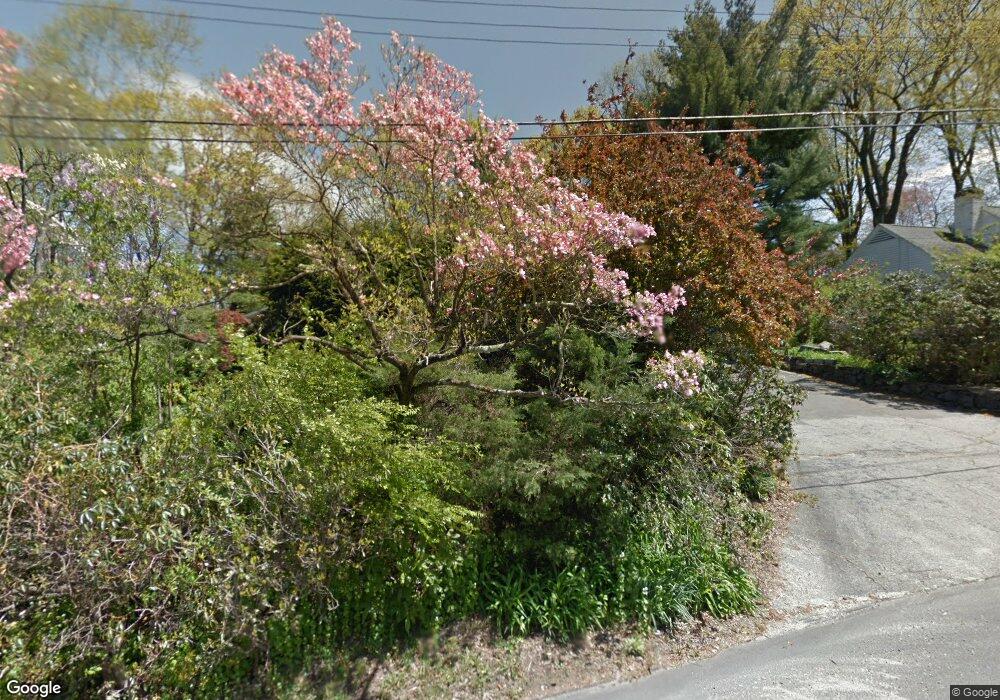 100 Avalon Cir, Waterbury, CT 06710 - photo 1